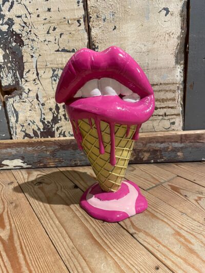 Deco object ice lips