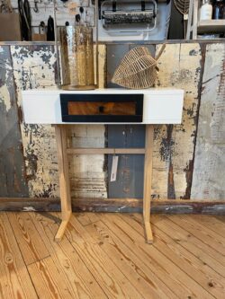 H.P. Site table wit smal poot 1l mdf -11-