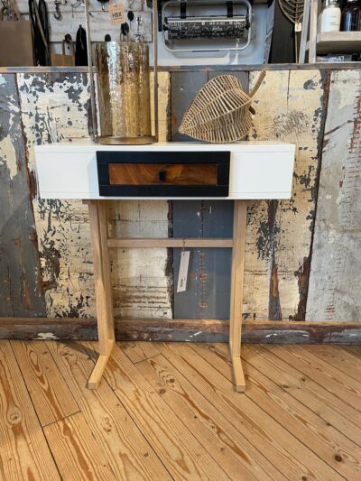 H.P. Site table wit smal poot 1l mdf -11-
